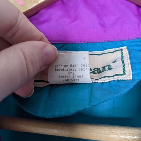 Vintage LL Bean windbreaker size medium colour block purple and teal - Picture 7 of 8